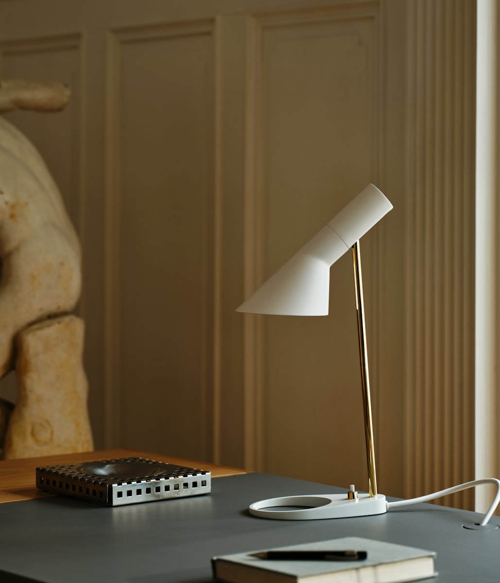 AJ Table Lamp by Louis Poulsen